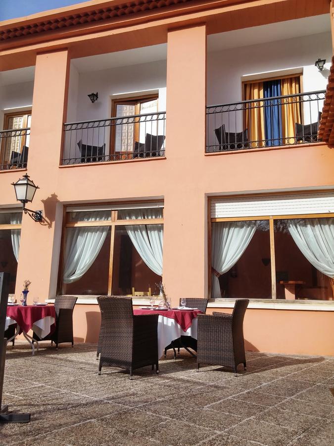 Hotel Fuertescusa Exterior foto